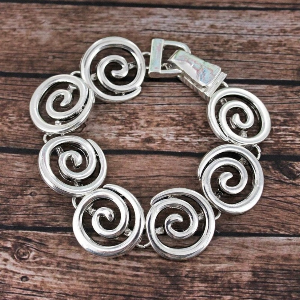 SILVERTONE SWIRL MAGNETIC BRACELET